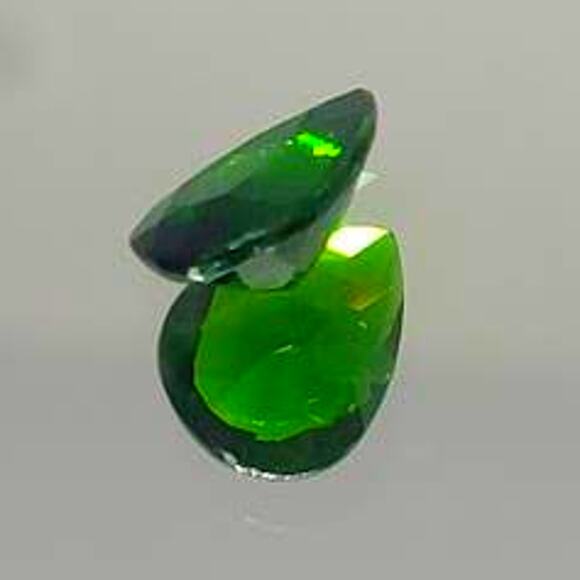 Gorgeous 2.3 Carat Chrome Diopside Gemstone!! - Picture 7 of 12